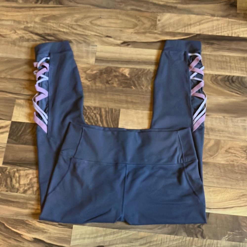 Fabletics Women’s Powerhold Purple Leggings, Size M